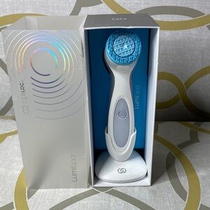 NU SKIN NUSKIN ageLOC Lumispa iO Device with USB Magnetic Charger